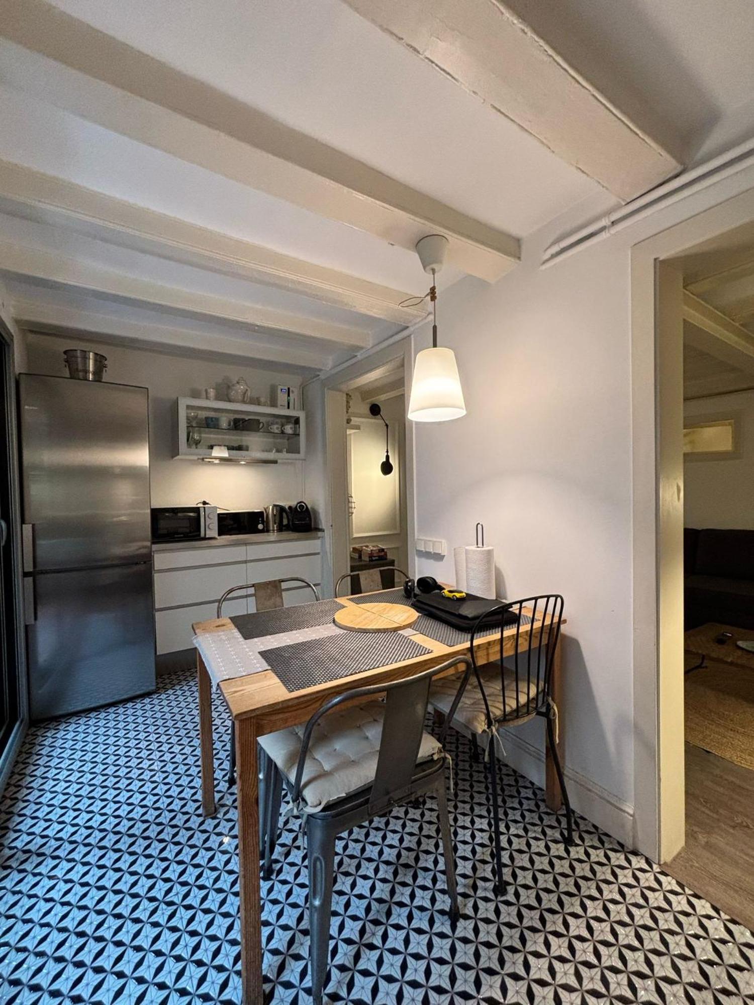 Rossello Apartment Barcelona Bagian luar foto