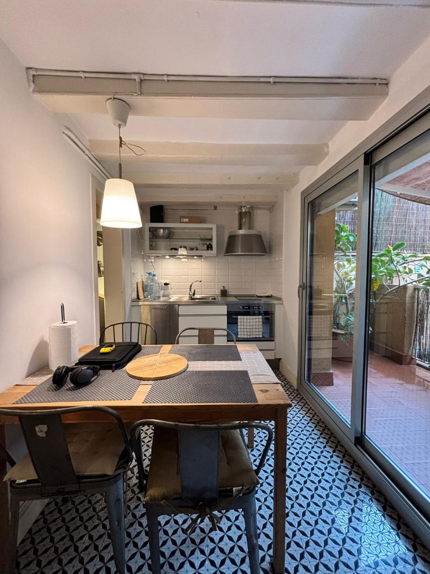 Rossello Apartment Barcelona Bagian luar foto